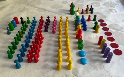 116 spielfiguren - 116, in